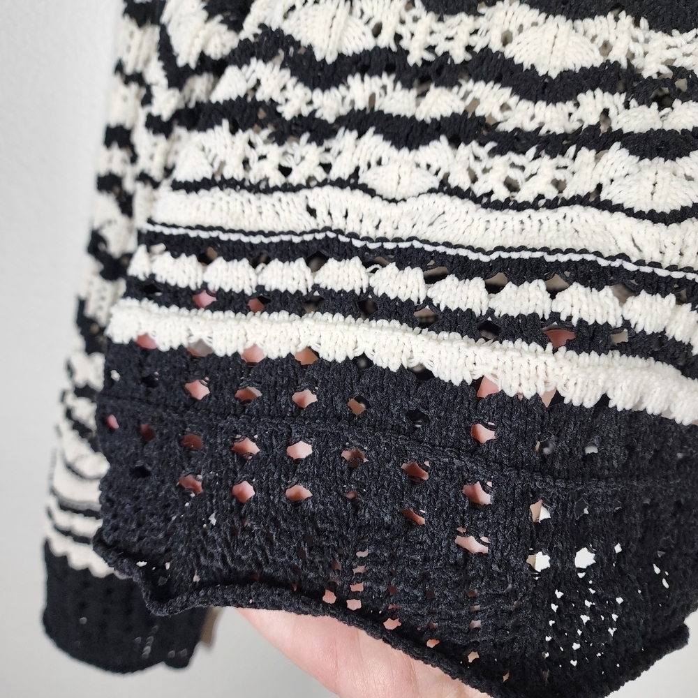LAUNDRY BY SHELLI SEGAL OPEN KNIT BELL SLEEVE CROPPED SWEATER - Picture 7 of 10